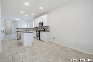 Building Photo - 12026 Sitio Plains