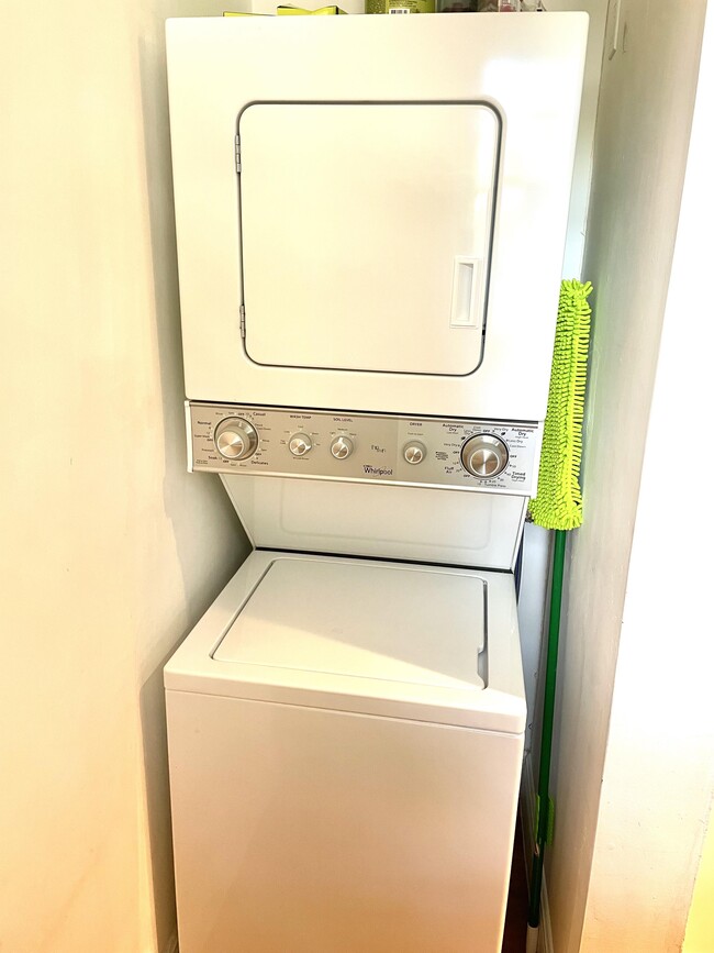 Laundry in unit - 4812 Pine Tree Dr