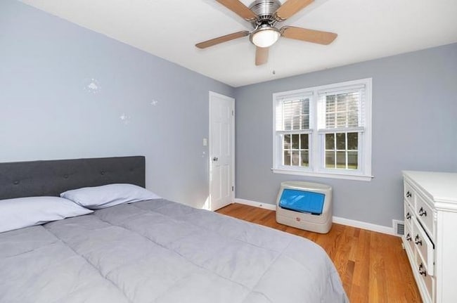 Building Photo - 257 Winton St