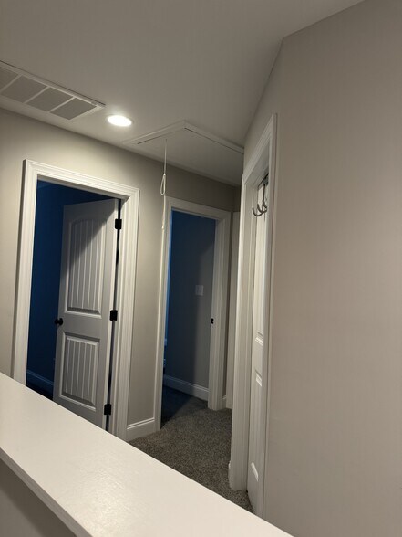 Building Photo - 159 Mallard Ln