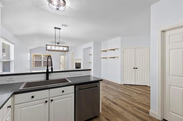 Building Photo - 3309 Willow Springs Dr