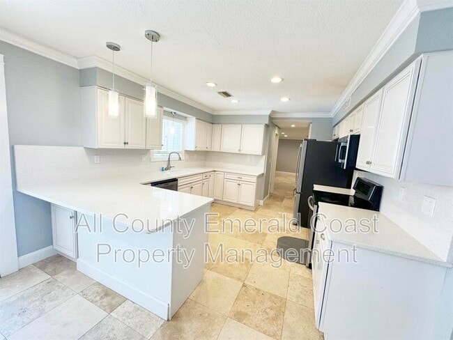 Building Photo - 847 Kell Aire Dr