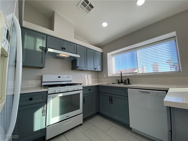 Building Photo - 3820 Debussy Way