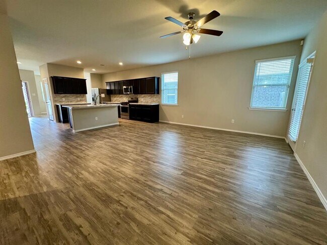 Building Photo - 14110 Silver Falls Ct