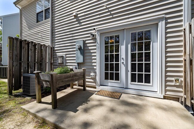 Building Photo - 1619 Snow Mass Way