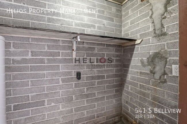 Building Photo - 541 S Bellview-