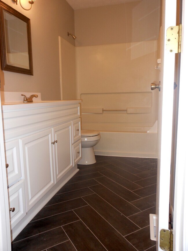 Building Photo - 1795 Laramie Drive