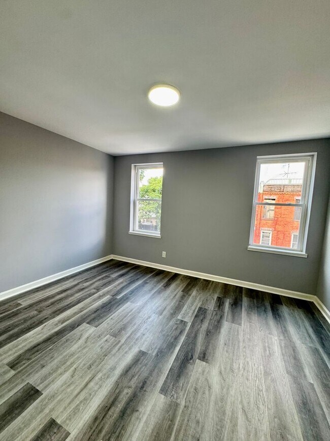 Building Photo - Anika Homes 5 Bedroom