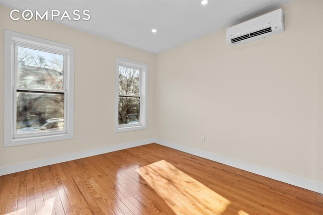 Building Photo - 1143 St Marks Ave