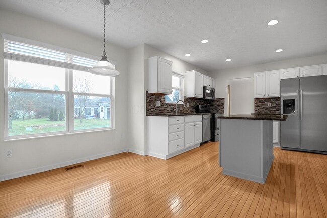 Building Photo - 2230 Seton Dr