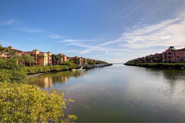 Building Photo - 2741 Via Cipriani