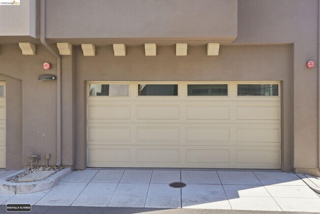 Building Photo - 817 Estancia Ter