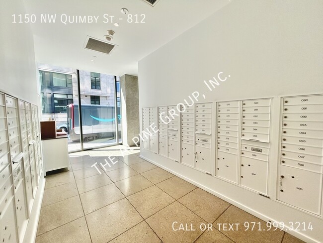 Building Photo - HALF OFF! Vista Condo Available with a View!