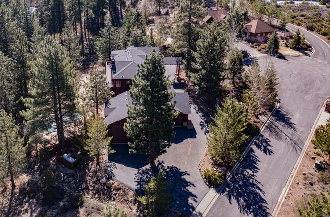 Building Photo - Beautiful home for rent in Galena Forest