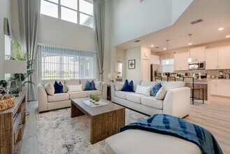 Building Photo - 4801 Kings Castle Cir