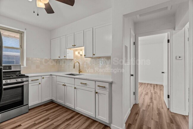 Building Photo - 5655 Potomac St