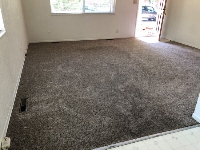Building Photo - Charming 3-Bed Home with Ideal Layout in Boulder!