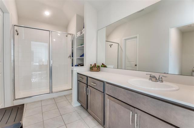 Building Photo - 563 Ranch Trail