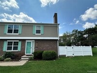 Building Photo - 41729 Broquet Dr