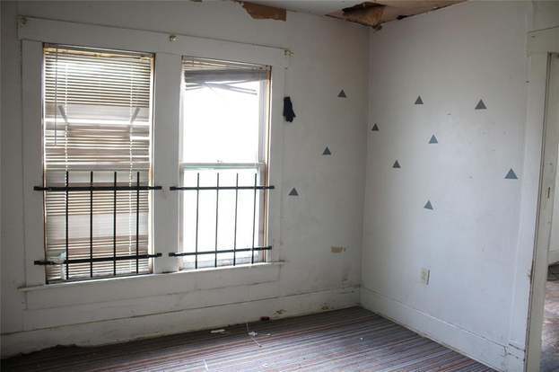 Building Photo - 1416 Featherstone St