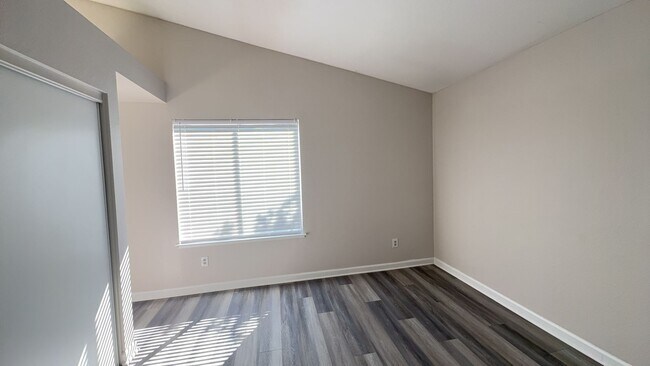 Building Photo - 5218 Roundup Way