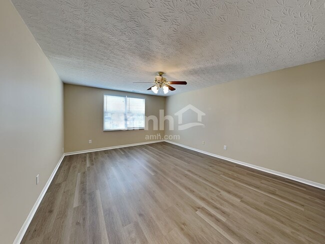 Building Photo - 2550 Allegro Ln