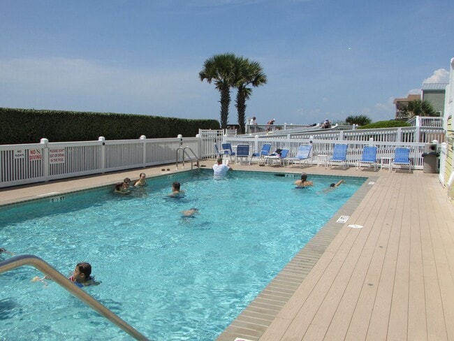 Building Photo - 3 Bedroom 2 Bathroom with a  Bonus Room  House in Winding River Plantation