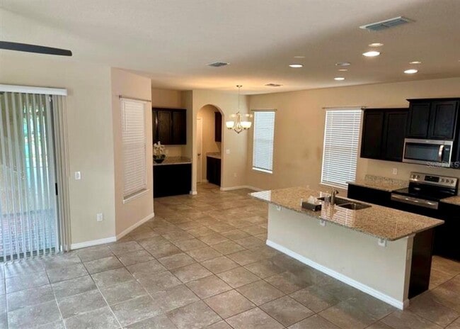 Building Photo - 16719 Harper Cove Dr