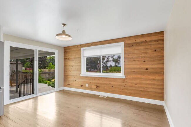 Building Photo - 6260 W 61st Ave