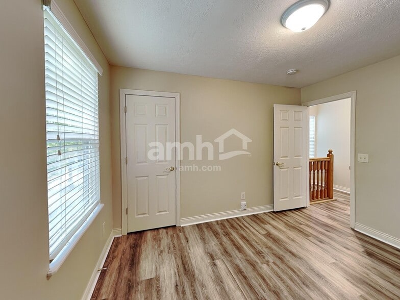 Building Photo - 6213 Womersley Dr