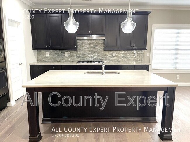 Building Photo - 4885 Hanson Farms Ln