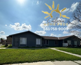 Building Photo - 685 Woodside Dr