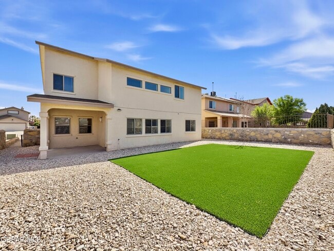 Building Photo - 12753 Tierra Mina Dr