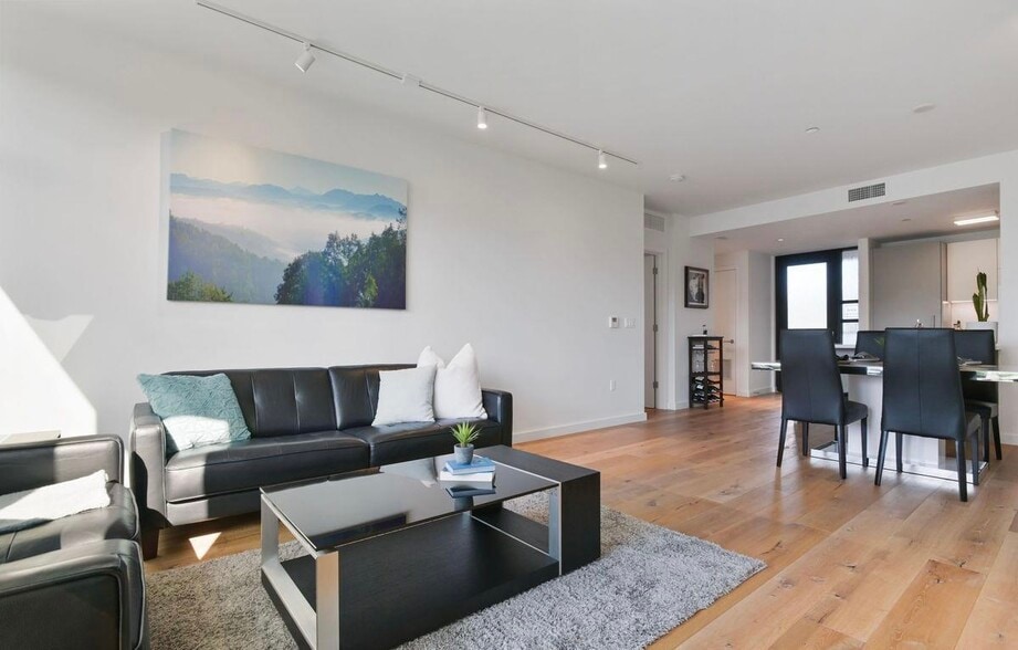 Building Photo - 580 Hayes St