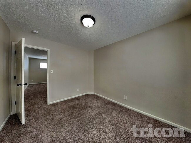 Building Photo - 1502 Osprey Way