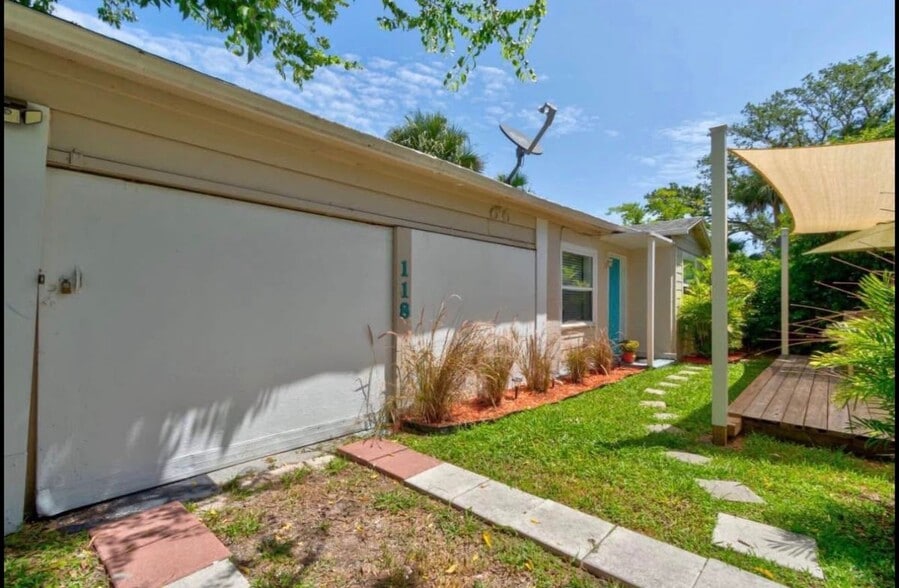 Building Photo - 118 Pierce Ave