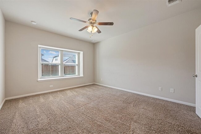 Building Photo - 5641 Sacco St