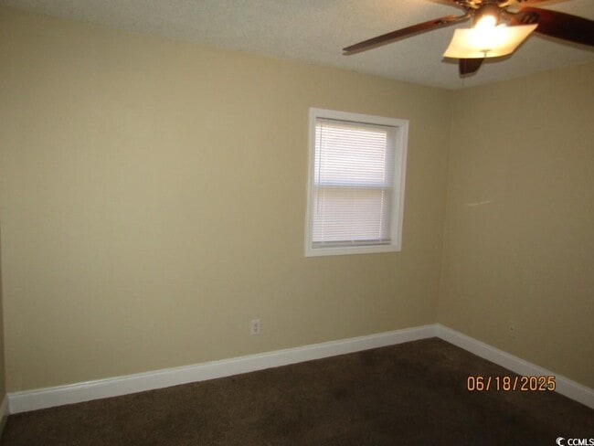 Building Photo - 4150 Horseshoe Rd N