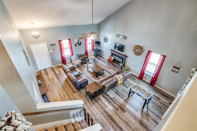 Building Photo - 414 Plum Dr