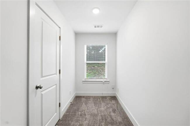 Building Photo - 6456 Scudders Dr