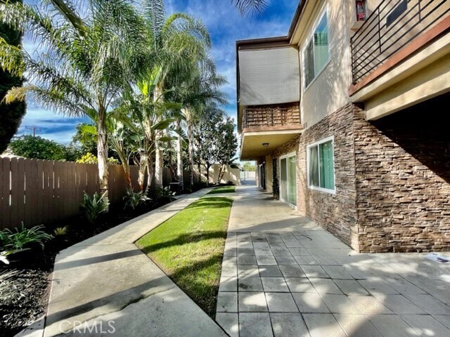 Building Photo - 12425 Harris Ave