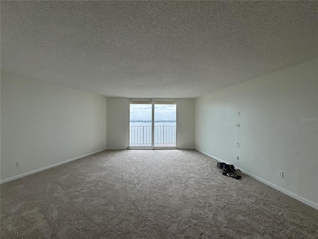 Building Photo - 2611 Bayshore Blvd