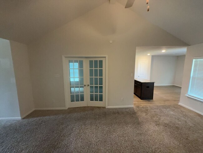Building Photo - 4247 Possumhaw Dr