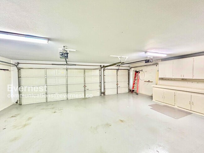 Building Photo - 3405 Grand Mesa Dr