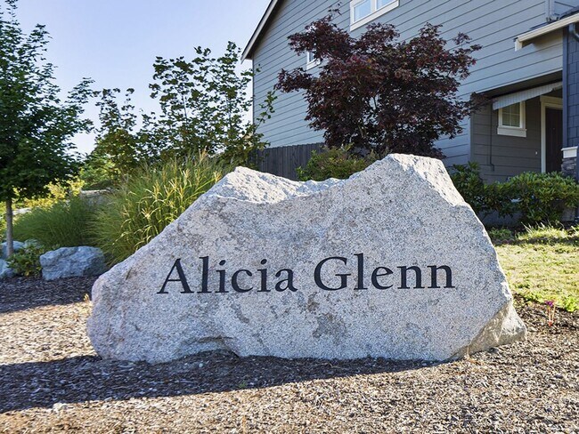 Building Photo - Stunning 4+ Bedroom 2.5 Bath Lea Hill, Auburn