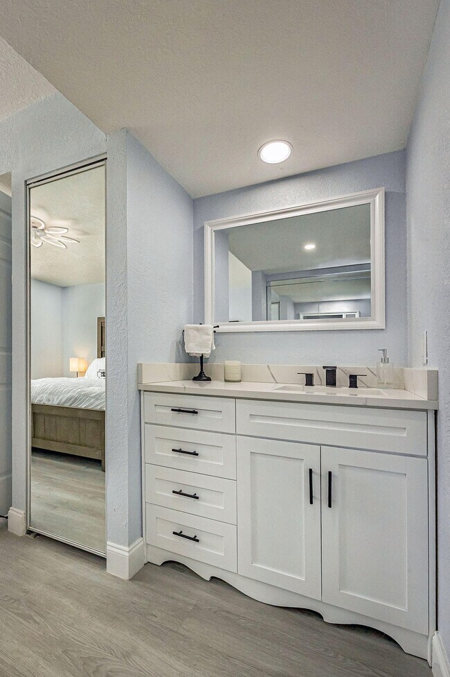 Building Photo - 3630 Whitehall Dr