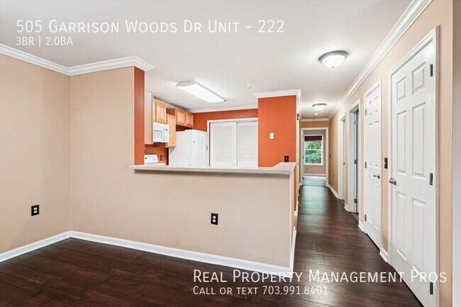 Building Photo - 505 Garrison Woods Dr