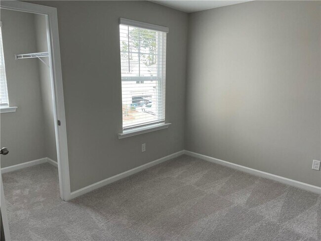 Building Photo - 4636 Waxwing St