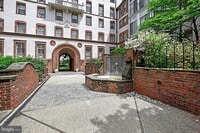 Building Photo - 6 Upland Rd