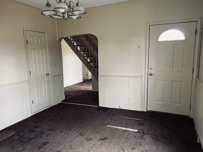 Building Photo - 1110 Franklin Ave